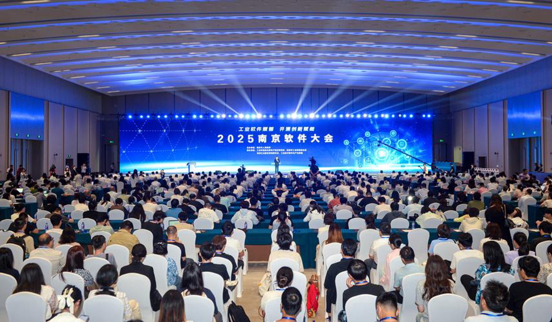 南京网新闻门户